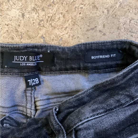 Judy Blue Jeans Womens 7/28 Black Gray Boyfriend Fit Distressed - Picture 3 of 3